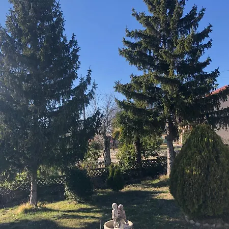 Villa Ljubica With Big Beautiful Garden *